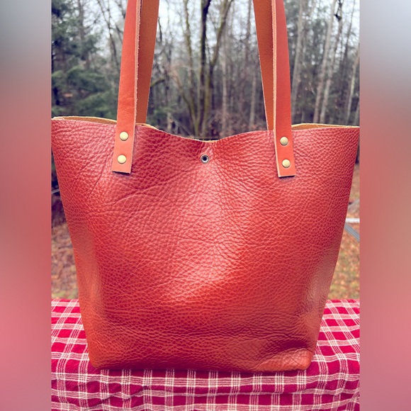 [SOLD] Brand New Portland Leather Goods Medium Classic Tote with Tandles - Picture 2 of 8
